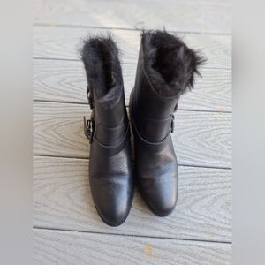 Cole Haan Woman Boots Sz 7.5 (s028)